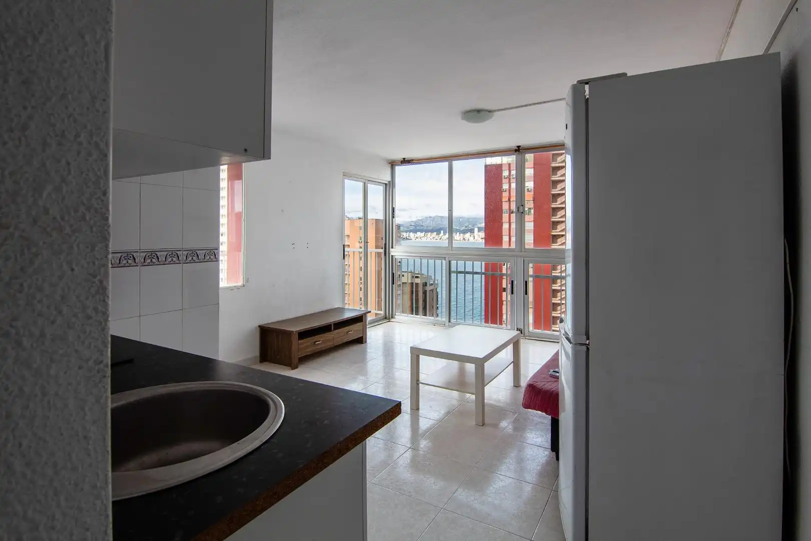 Dormitori de Apartament en venda en Benidorm amb Terrassa, Traster i Piscina comunitària