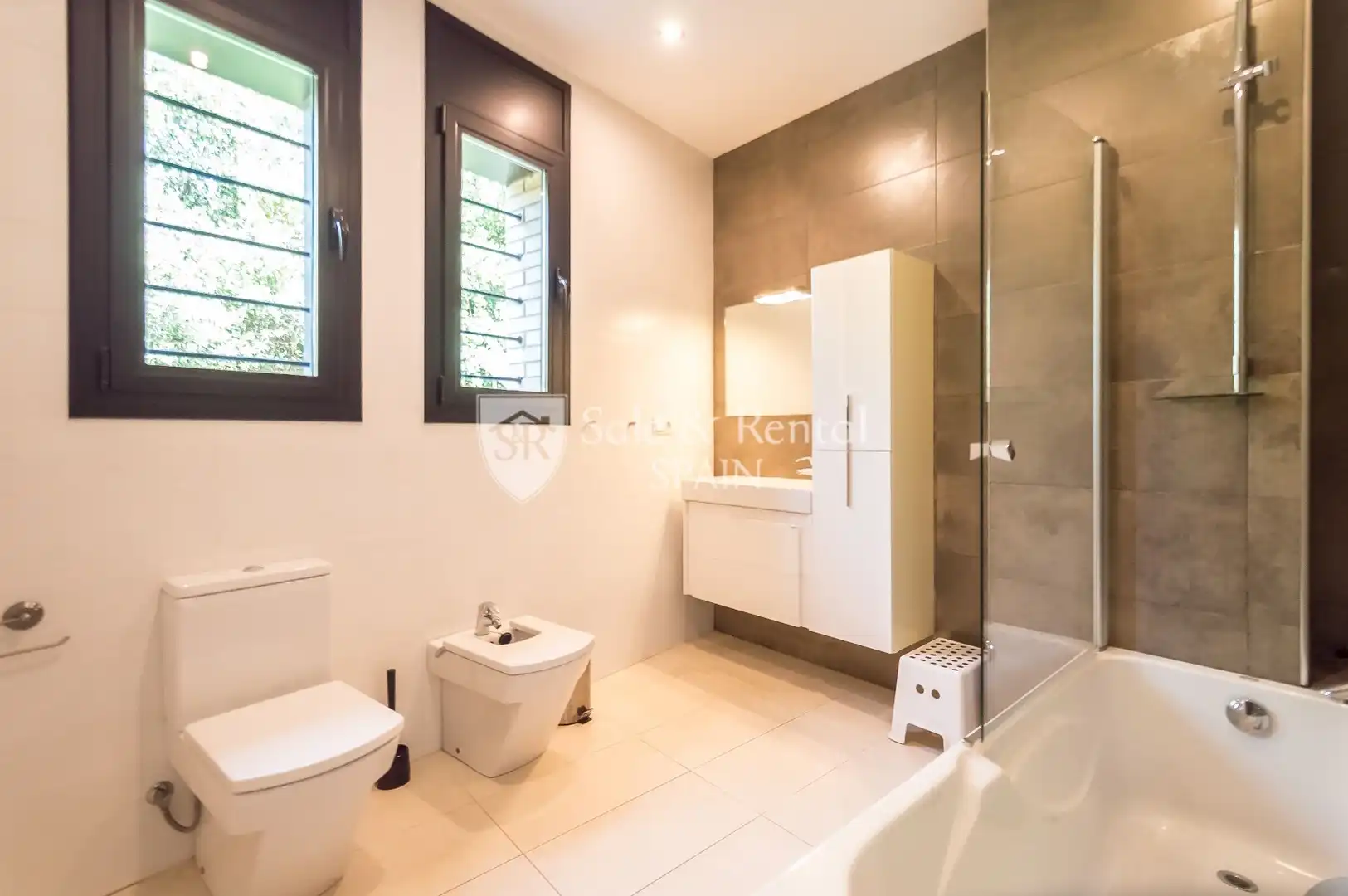 Bathroom of Houses for sale in Santa Susanna  with Air Conditioner, Heating and Private garden