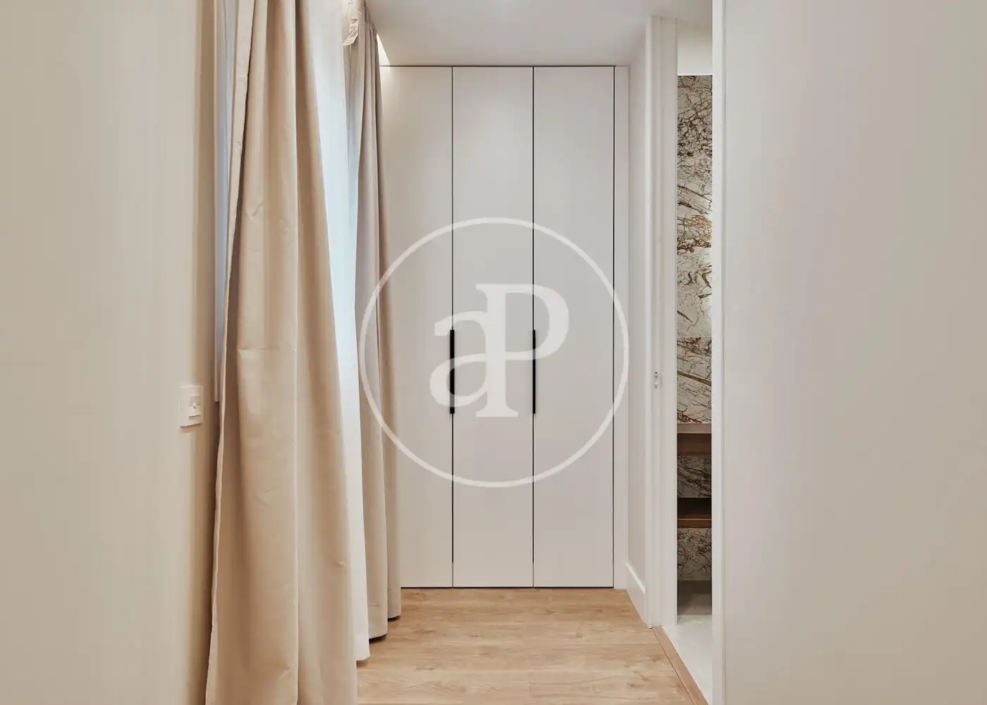Bedroom of Flat for sale in Madrid  with Air Conditioner, Heating and Terrace