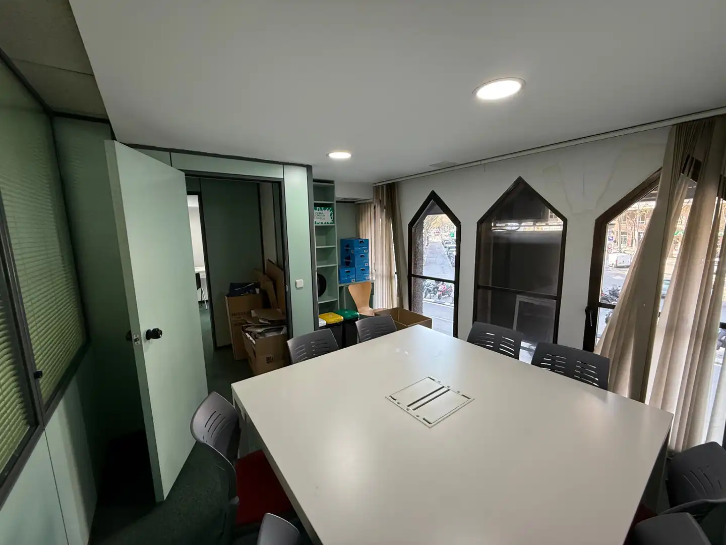 Office for rent in Madrid  with Air Conditioner, Heating and Storage room