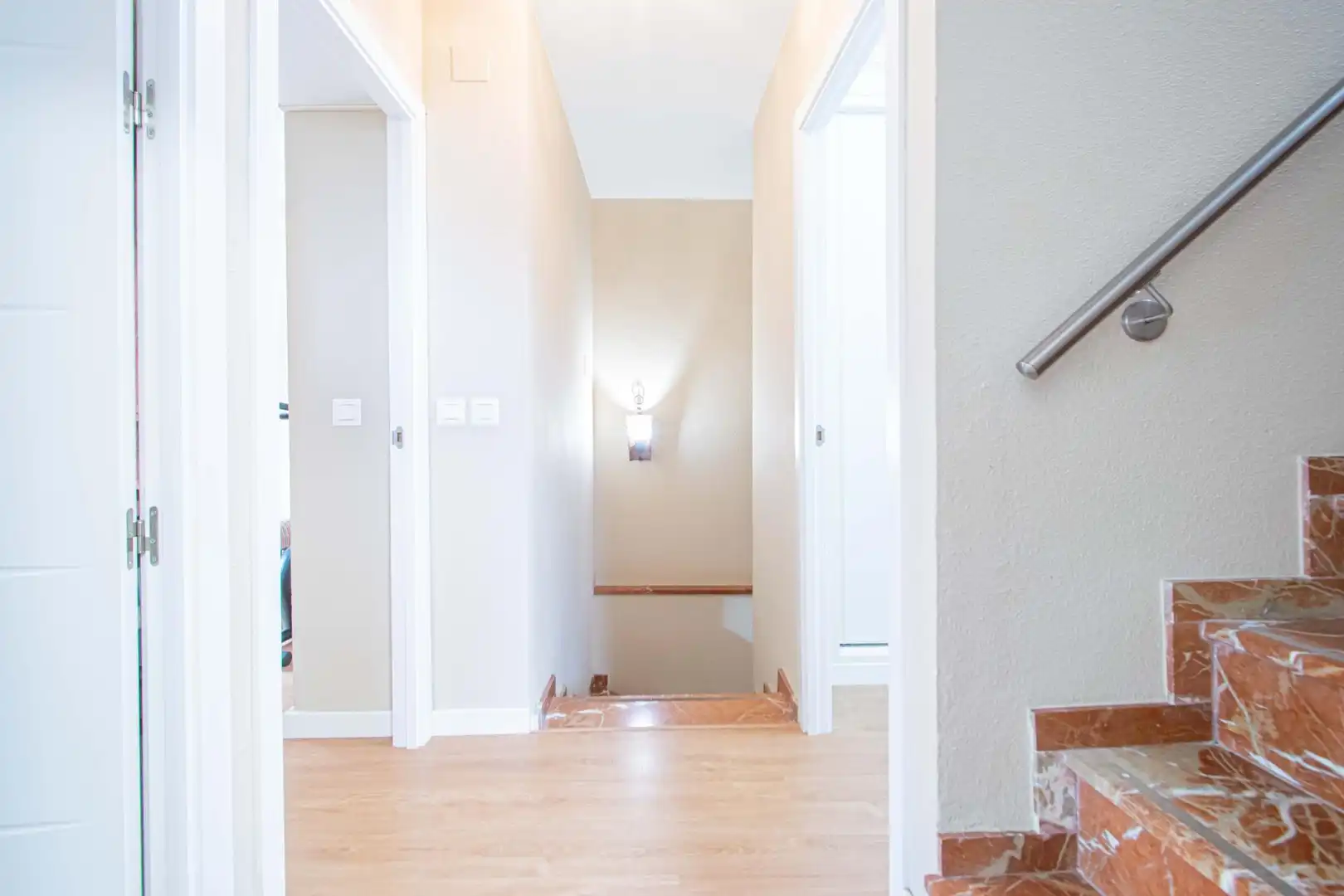 Casa adosada en venta en Gines con Aire acondicionado, Jardín privado y Trastero