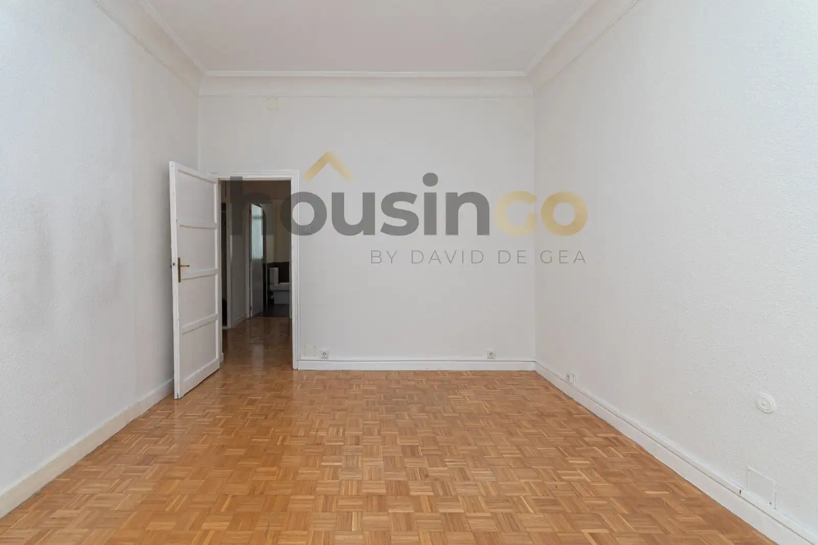 Flat for sale in Madrid  with Heating