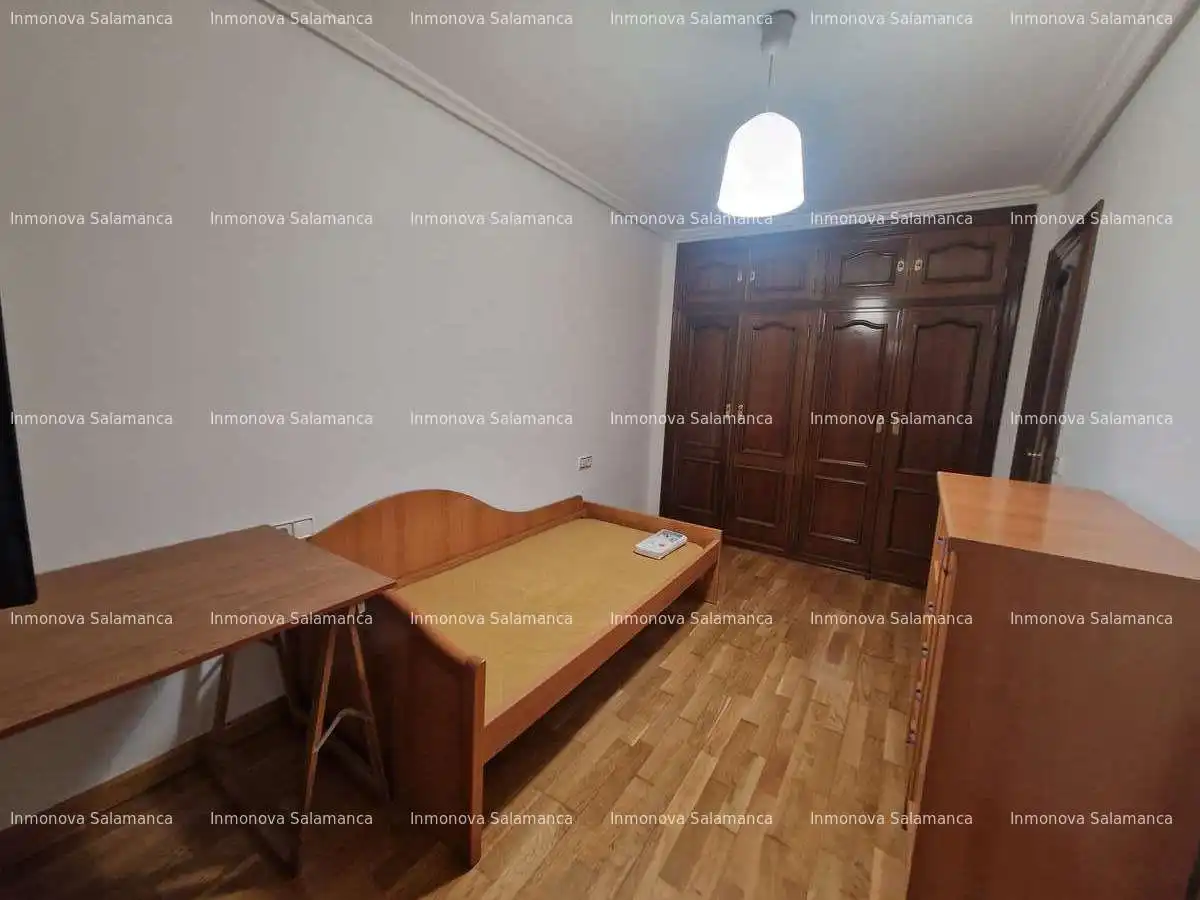 Habitación de Piso de alquiler en Salamanca con Calefacción y Amueblado