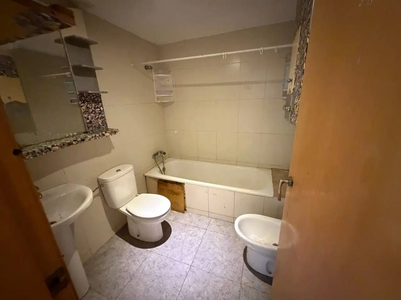 Bany de Pis en venda en Manresa amb Aire condicionat i Parquet
