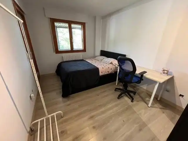 Habitación de Piso en venta en Zaragoza con Aire acondicionado, Calefacción y Parquet