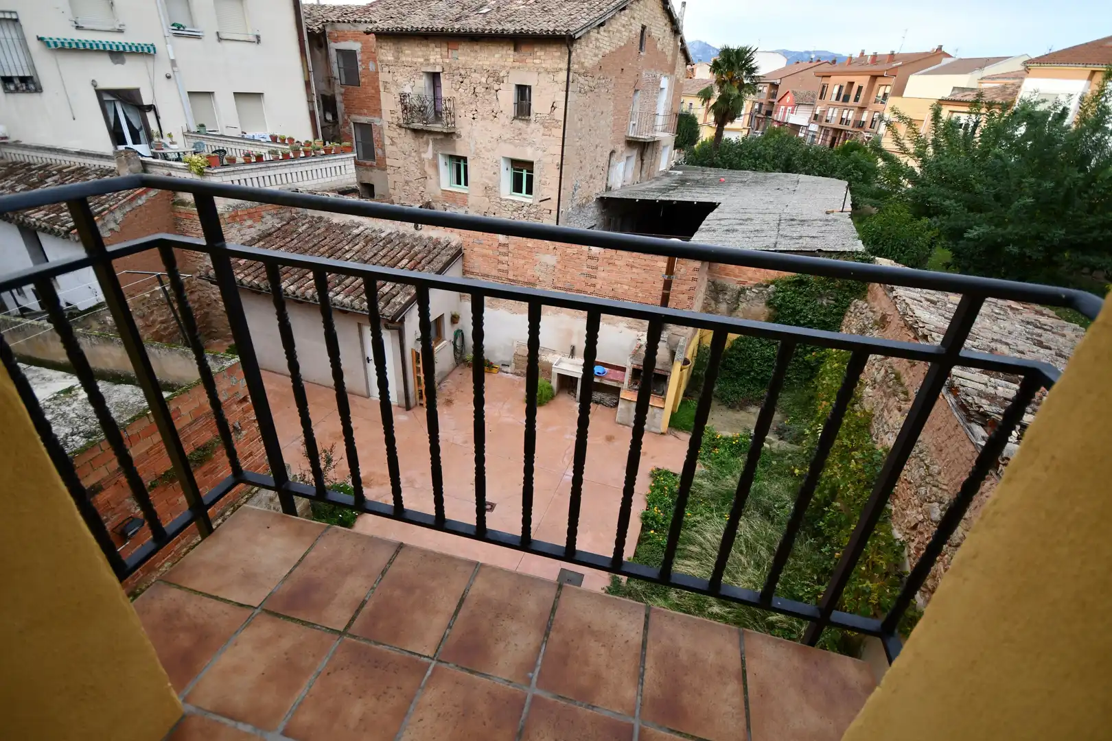 Terrassa de Finca rústica en venda en Fuenmayor amb Calefacció, Parquet i Terrassa