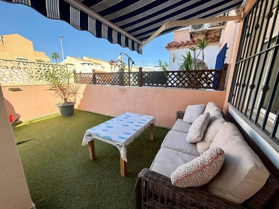 Bungalow for sale in calle canarias, imagen 5