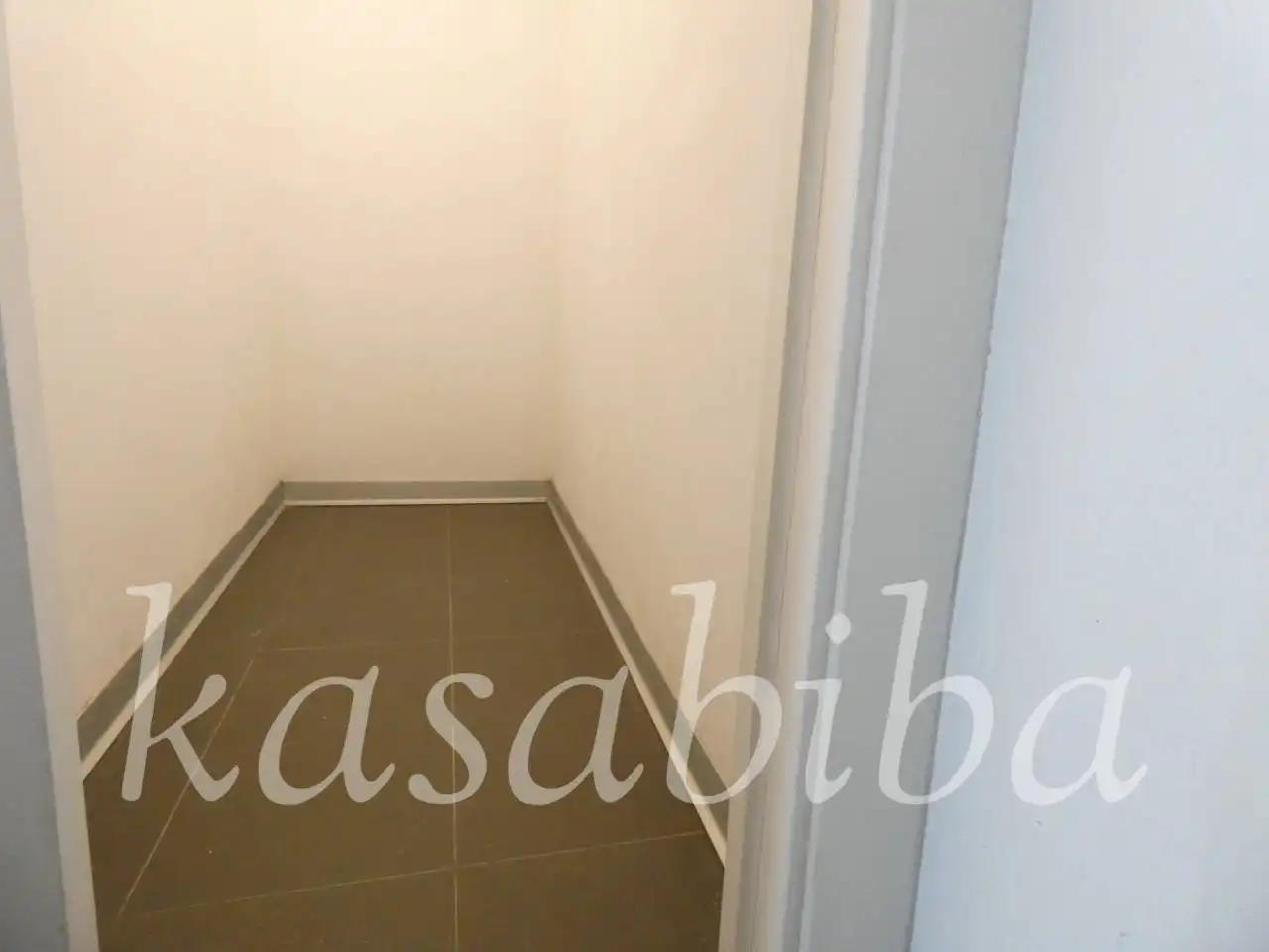 Loft zur Miete in Valencia mit Klimaanlage, Heizung und Parkett