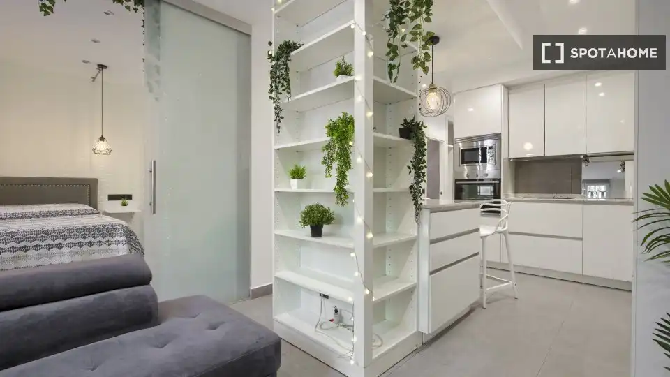 Kitchen of Apartments for share in Madrid  with Air Conditioner, Heating and Terrace
