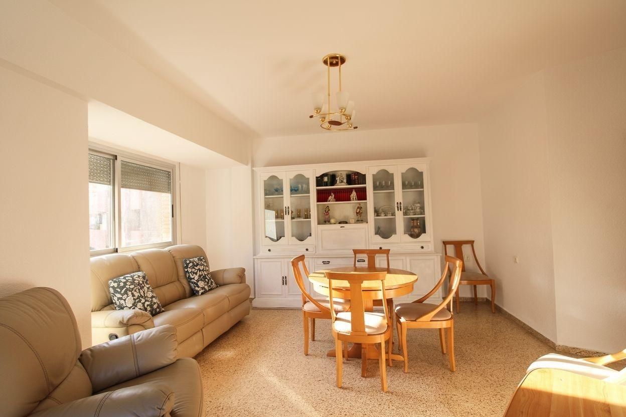 Living room of Flat to rent in Torrent  with Private garden and Balcony