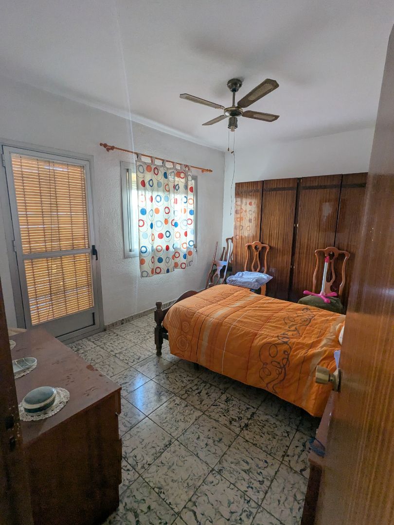 Dormitori de Casa o xalet en venda en Maracena amb Aire condicionat, Terrassa i Moblat