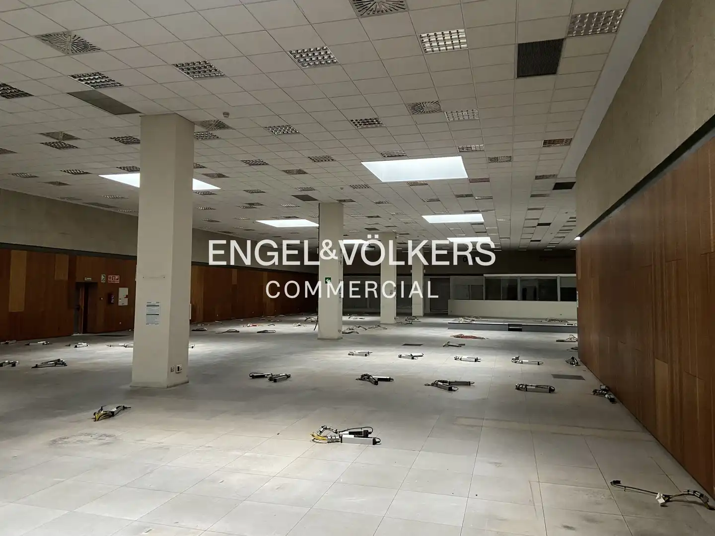 Nave industrial in vendita a Bellvitge - El Gornal - Granvia LH, imagen 13
