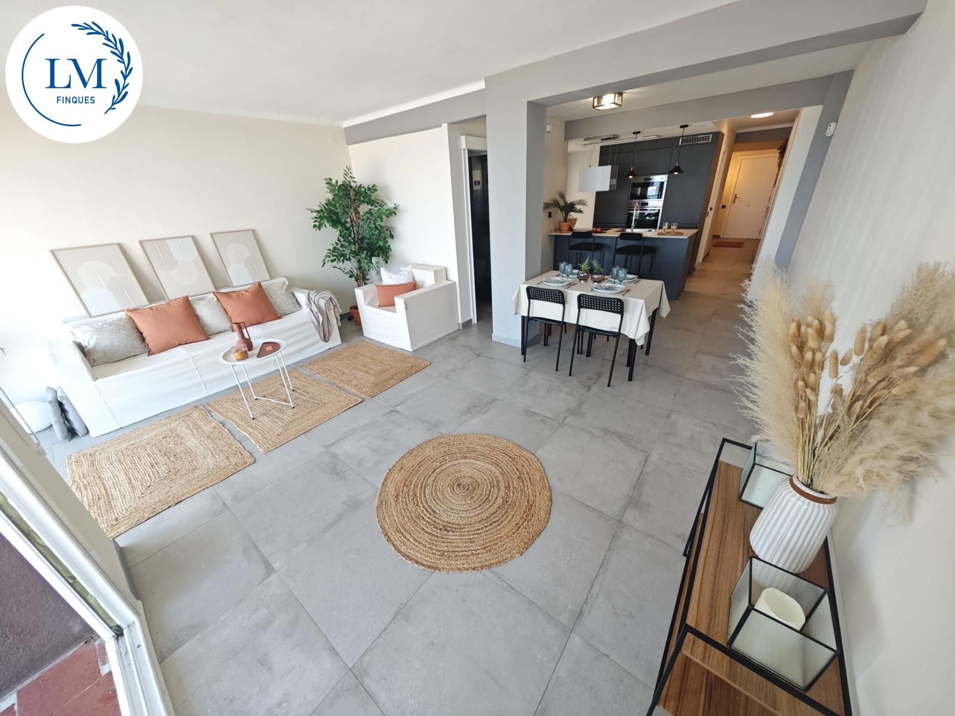 Living room of Flat for sale in Vilanova i la Geltrú  with Heating and Balcony