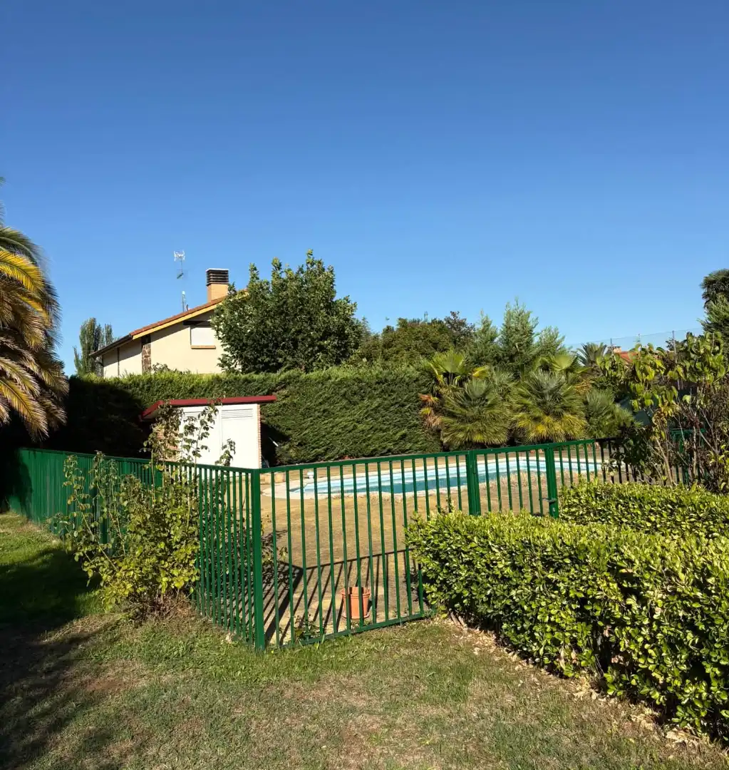 Jardín de Terreno en venta en Albelda de Iregua