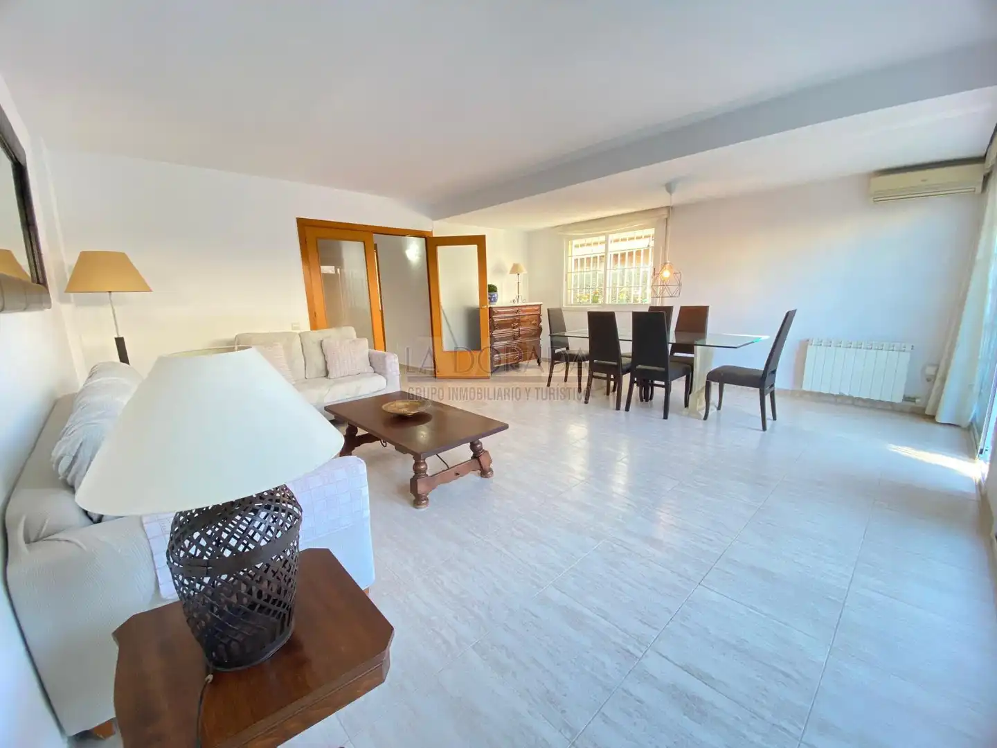 Vista exterior de Casa adosada en venta en Cambrils con Aire acondicionado, Calefacción y Jardín privado