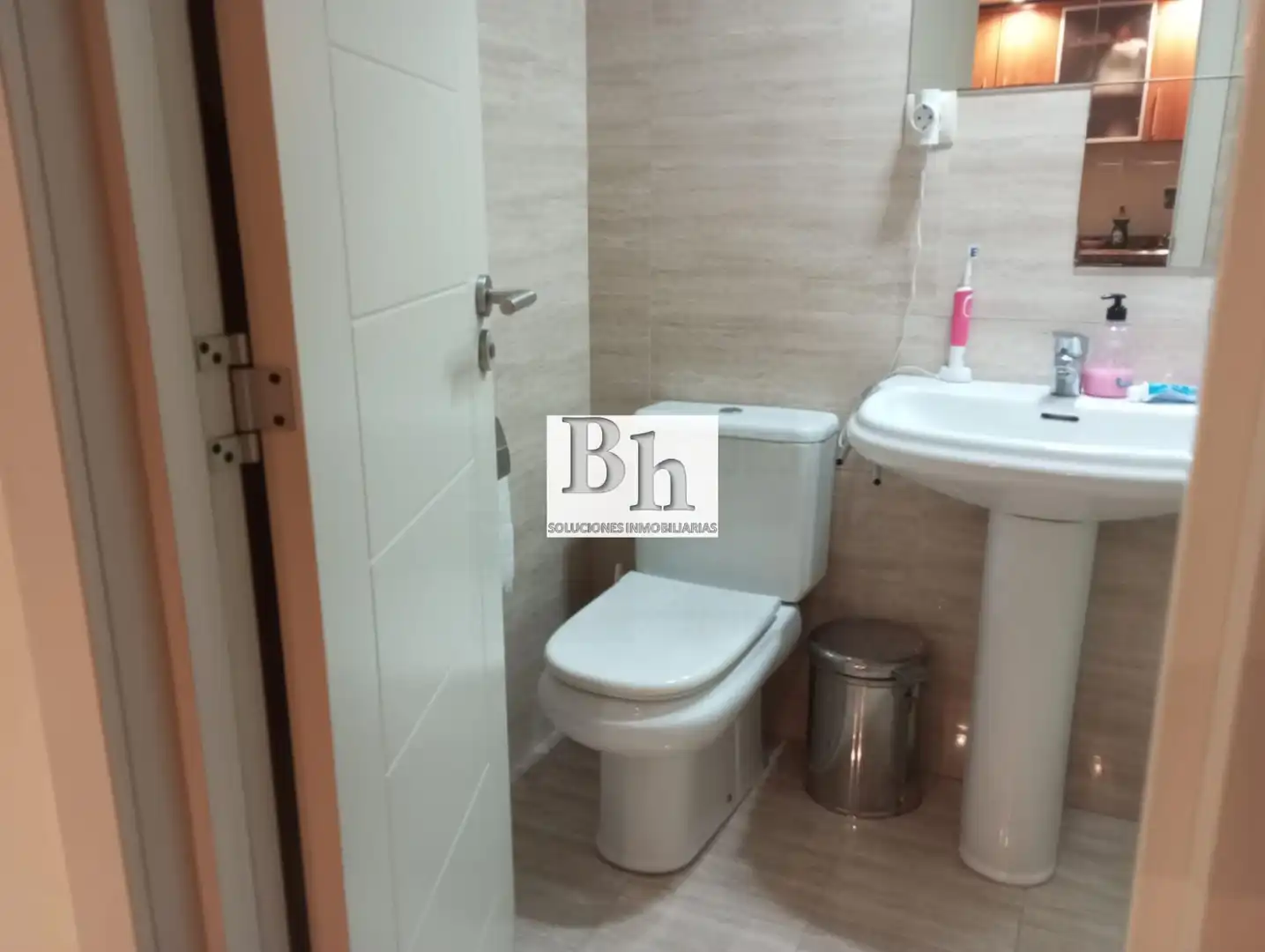 Bany de Pis en venda en Málaga amb Aire condicionat, Calefacció i Terrassa