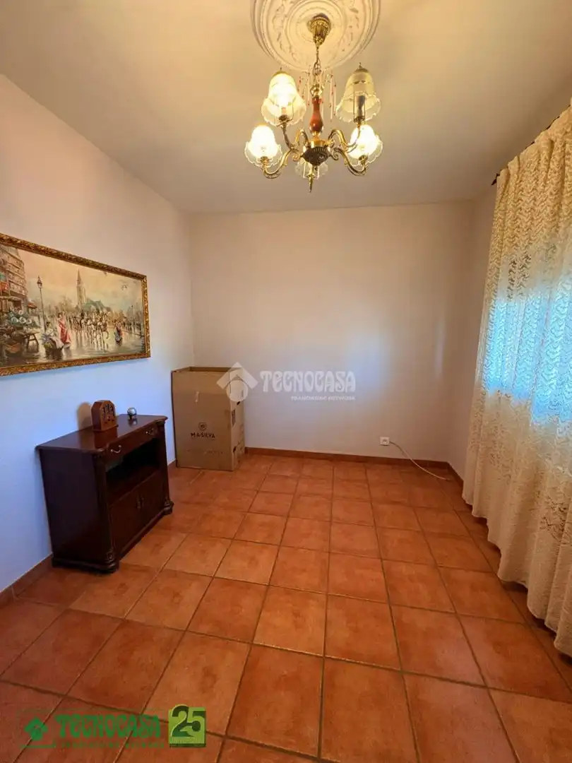 Casa adosada en venda a C. Real, Corral de Almaguer