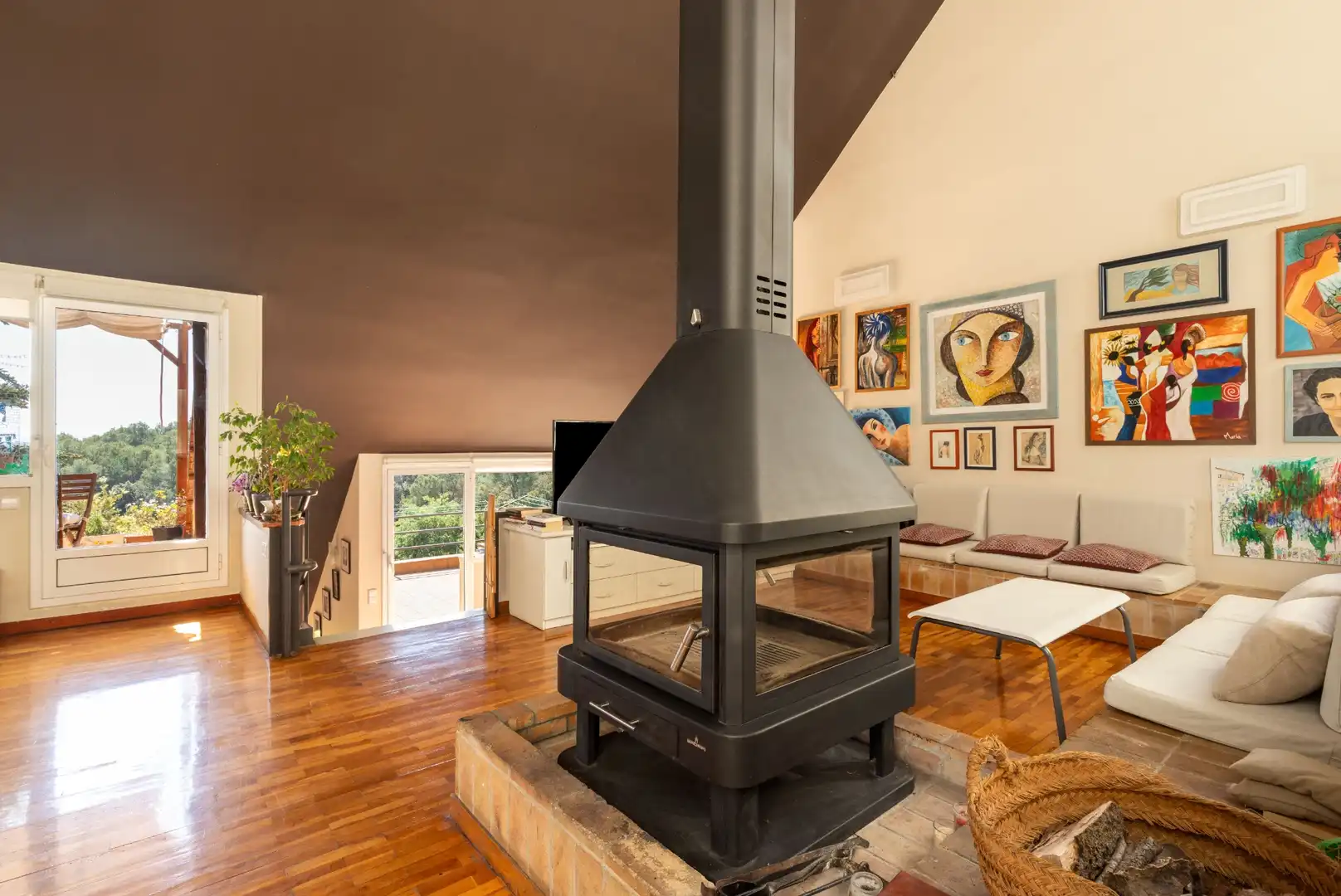 Sala d'estar de Casa o xalet en venda en Castellar del Vallès amb Aire condicionat, Calefacció i Jardí privat