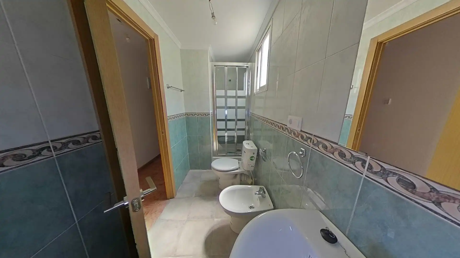 Badezimmer von Wohnungen zum Verkauf in Valencia