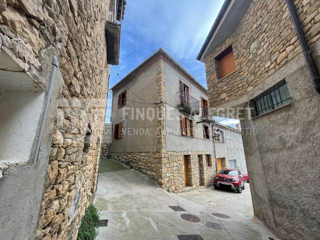 Casa-chalet en Venta en N/A en Gavet de la Conca