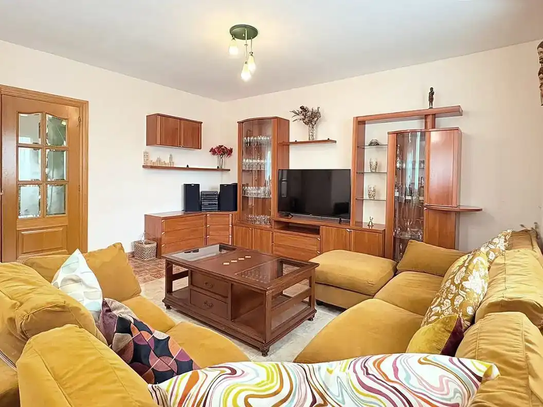Sala d'estar de Casa o xalet en venda en Autilla del Pino amb Jardí privat, Traster i Balcó
