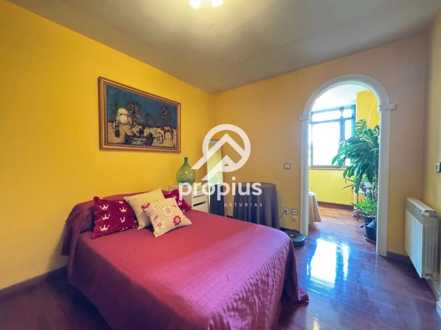 Schlafzimmer von Maisonette zum Verkauf in Llanes mit Heizung und Möbliert
