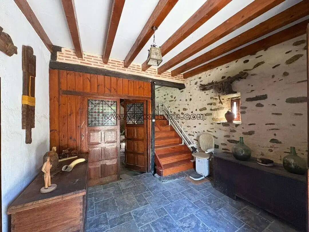 Country house zum Verkauf in Ayala / Aiara mit Heizung