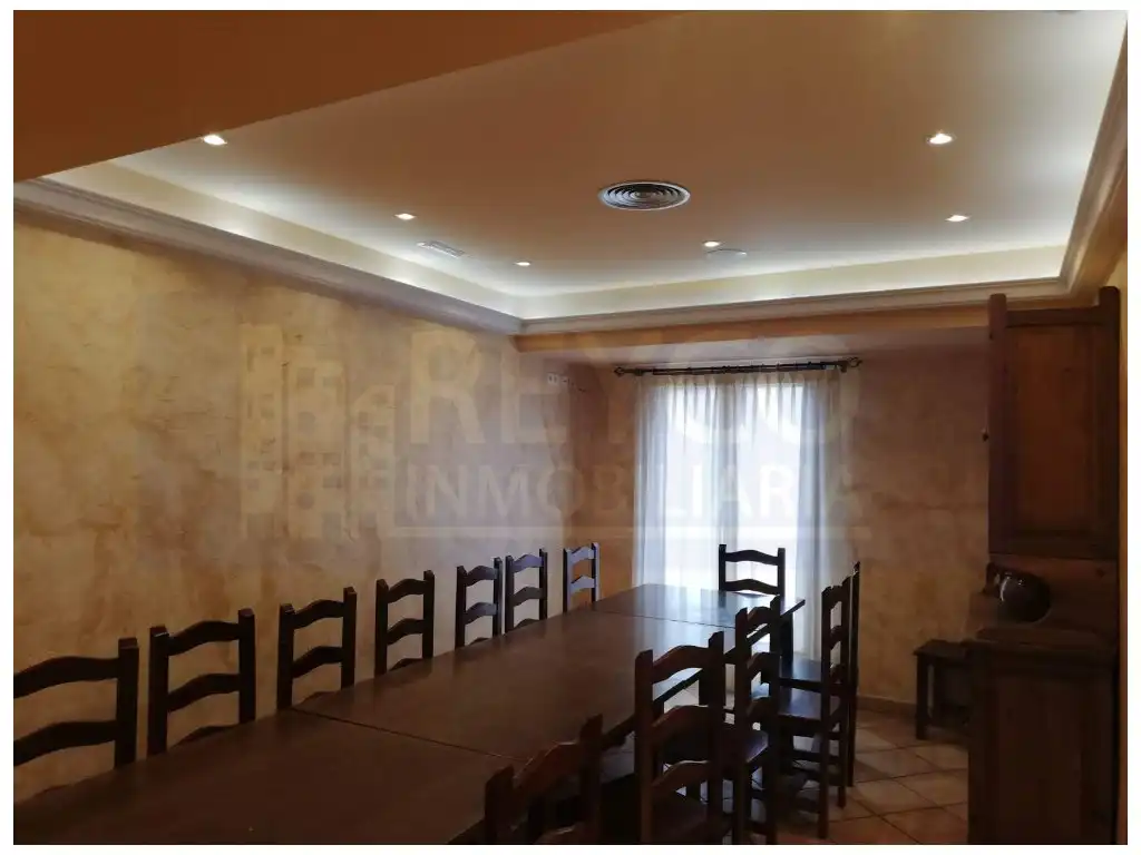 Comedor de Local en venta en Sotés