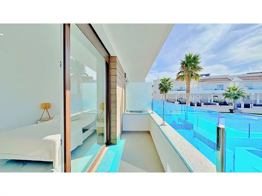 Casa o xalet en venda a Residencial Los Altos De la Laguna, Los Balcones - Los Altos