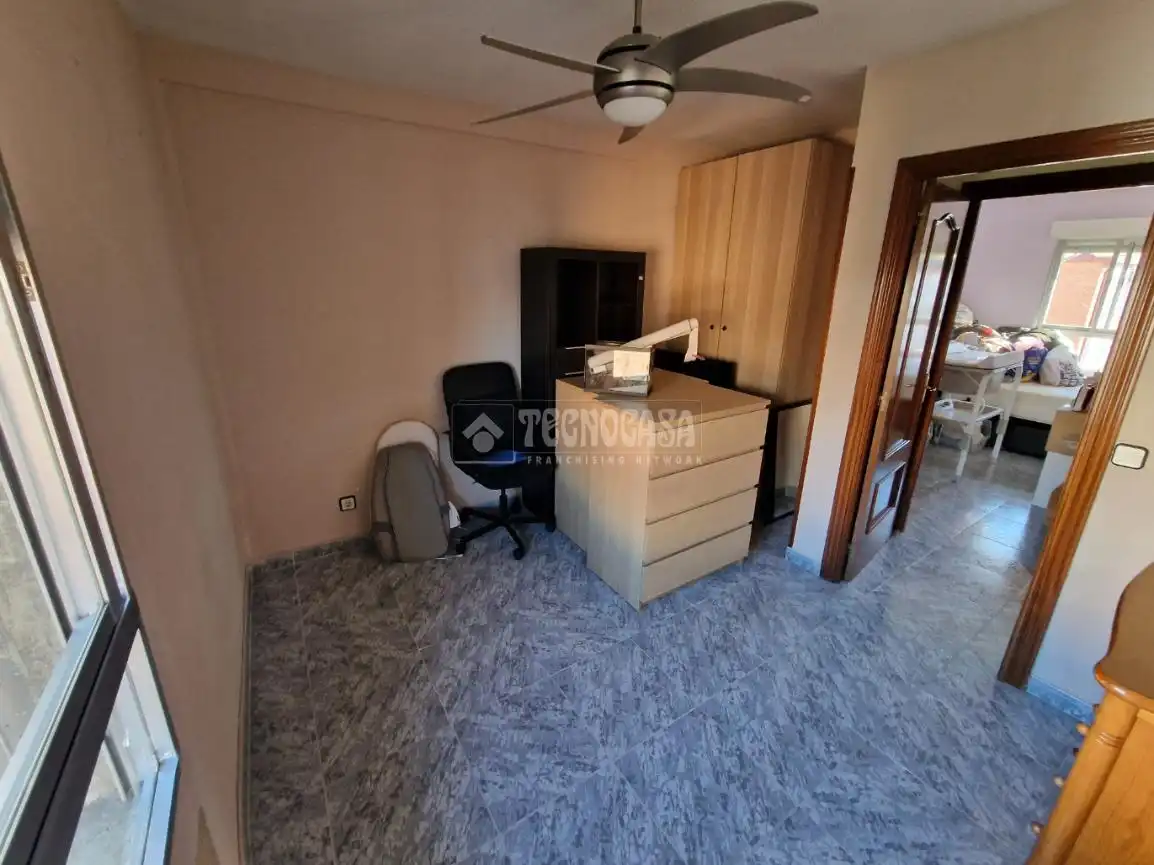 Piso en venta en Alcalá de Henares con Amueblado