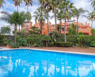 Piscina de Casa adosada en venda en Marbella amb Aire condicionat, Terrassa i Piscina