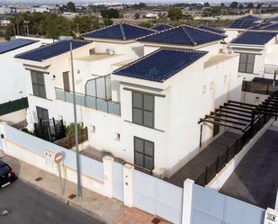 Vista exterior de Casa adosada en venda en Cox amb Calefacció, Jardí privat i Parquet