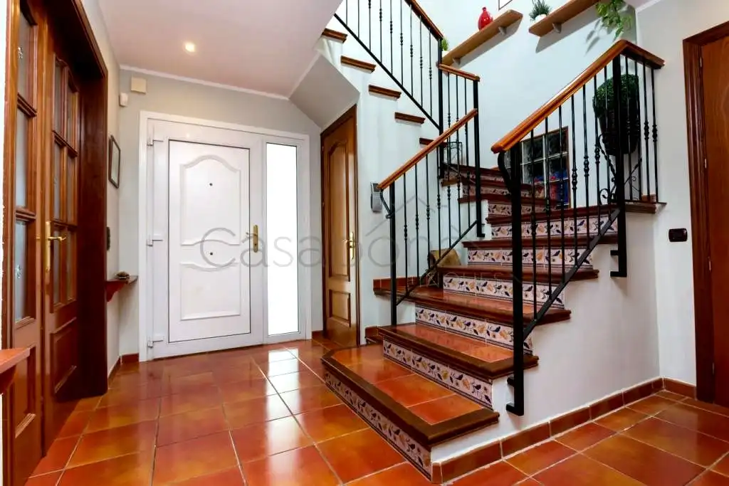 Casa o chalet en venta en Olost con Jardín privado, Terraza y Piscina