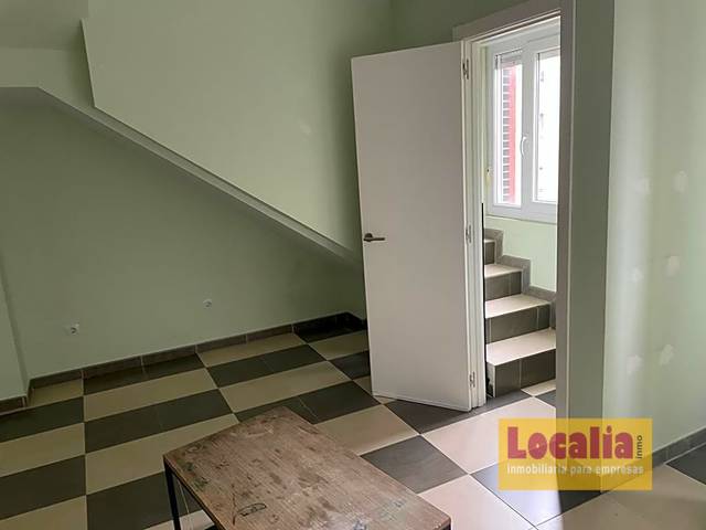 Oficina en Alquiler en Julián Ceballos en Centro