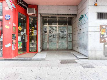 Local comercial en venda a C/ Avenida de España