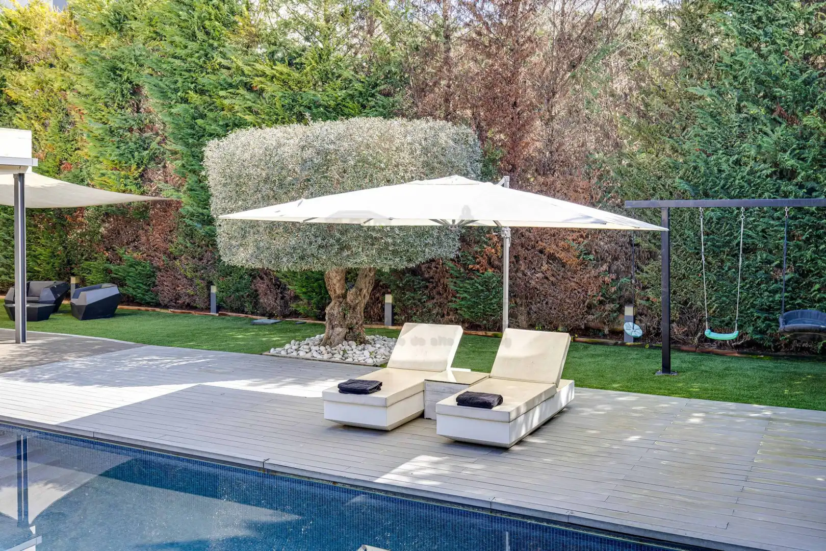 Terrassa de Casa o xalet en venda en Sant Cugat del Vallès amb Aire condicionat, Calefacció i Jardí privat