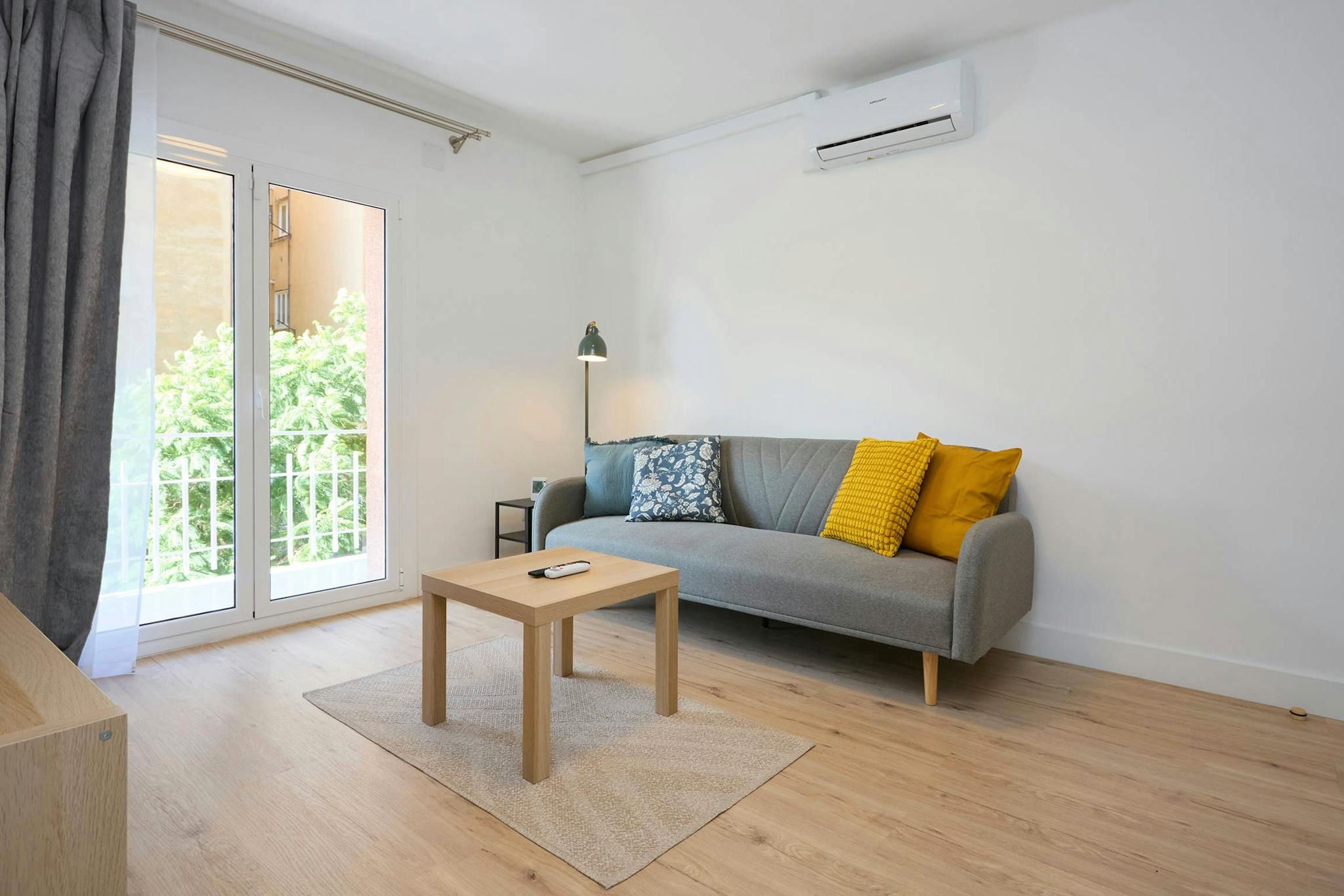 Bedroom of Flat to rent in  Barcelona Capital  with Air Conditioner, Heating and Furnished