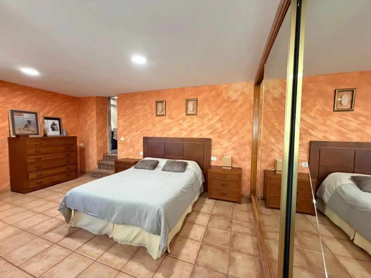 Dormitori de Casa adosada en venda en Borriol amb Aire condicionat, Calefacció i Jardí privat