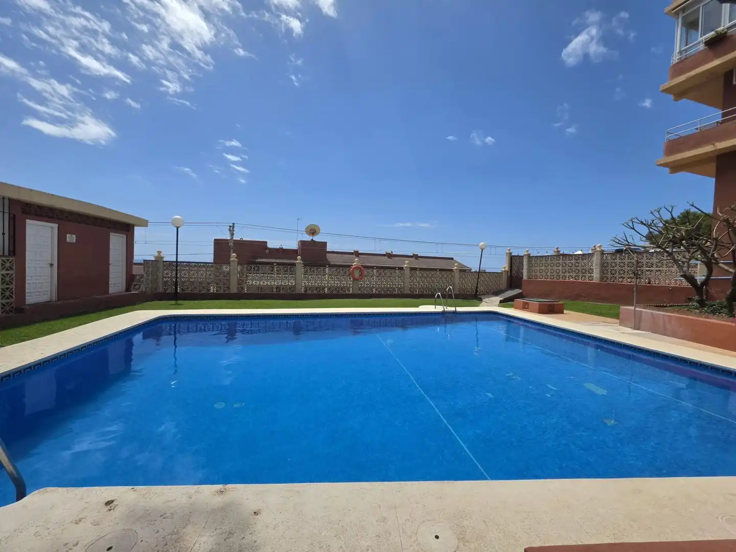 Schwimmbecken von Wohnungen zum Verkauf in Torremolinos mit Terrasse und Gemeinschaftspool