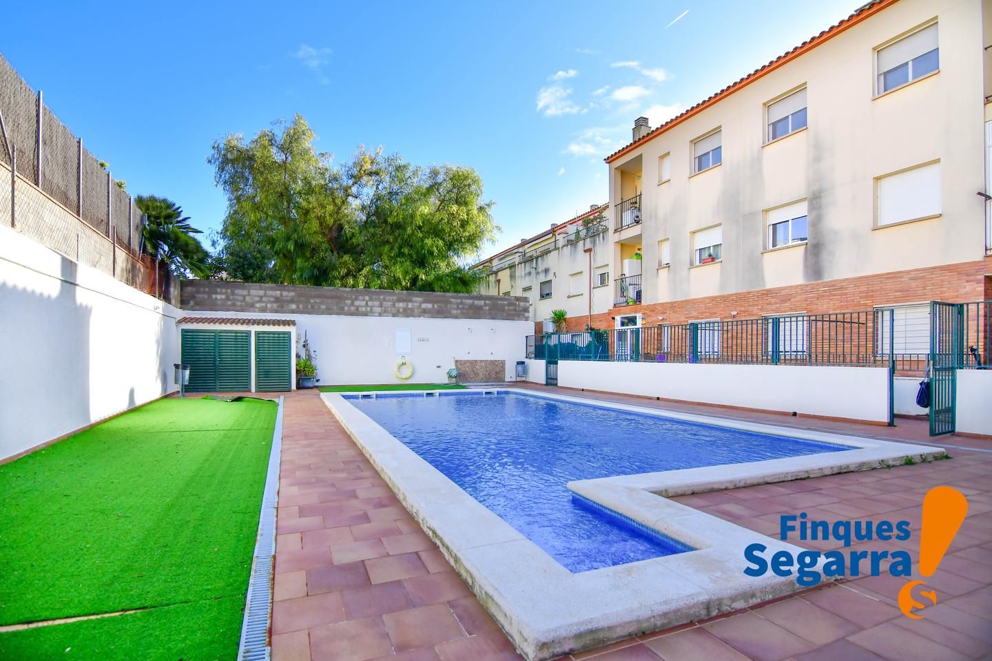 Swimming pool of Flat for sale in Bonastre  with Heating, Balcony and Community pool
