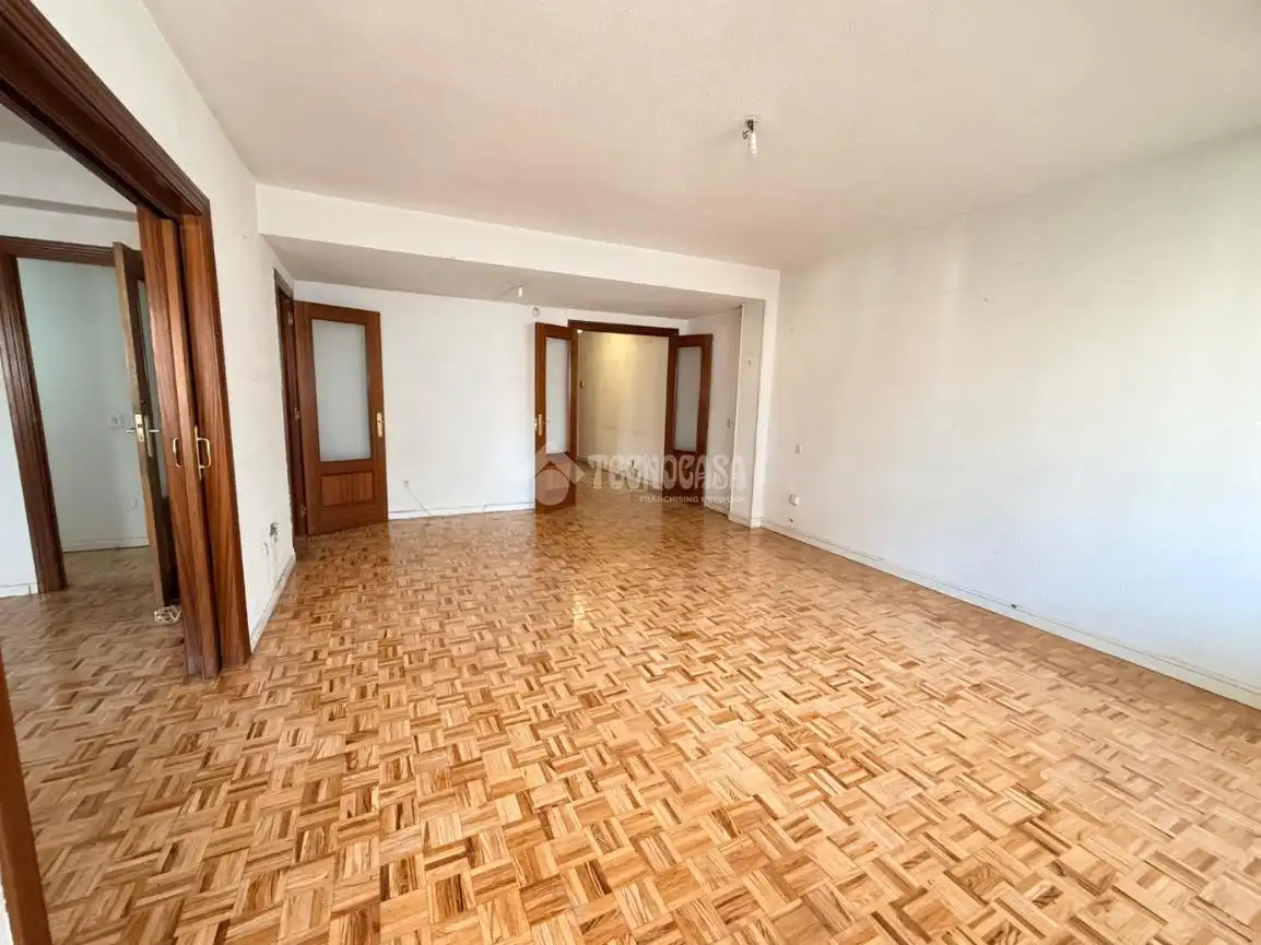 Habitación de Piso en venta en Madrid