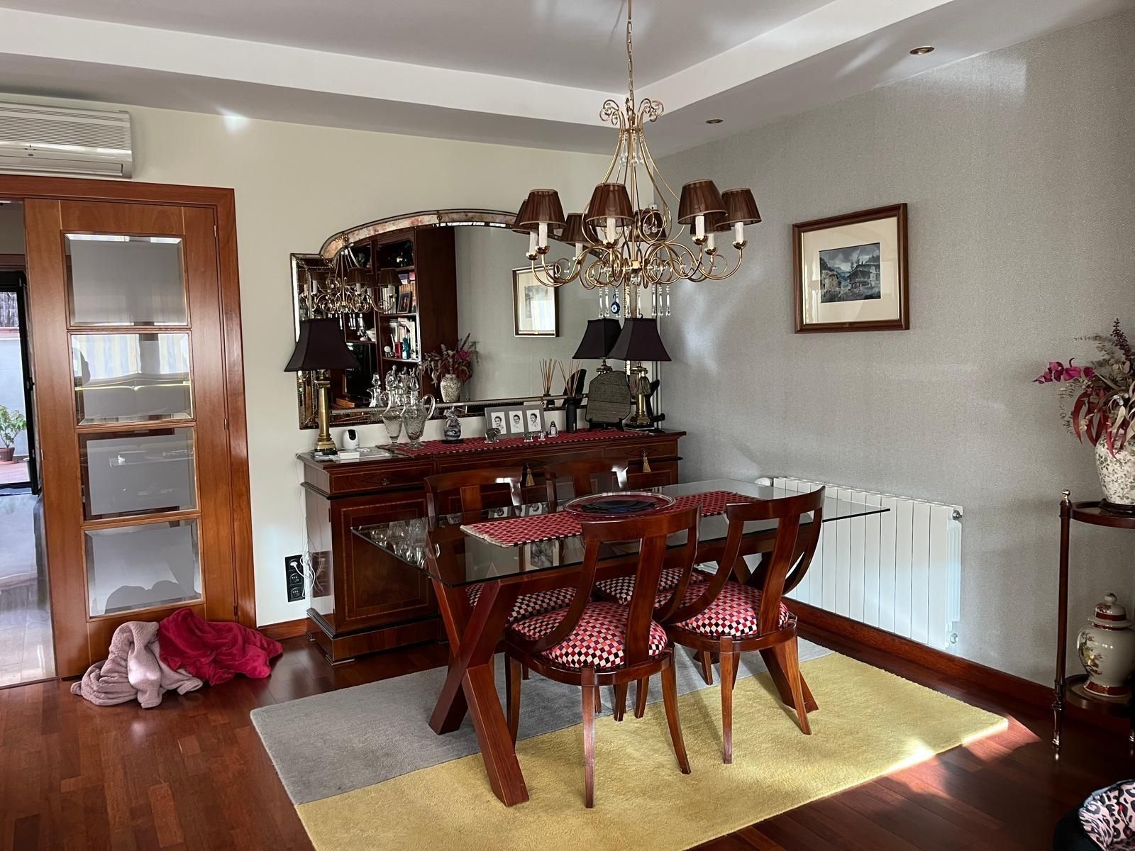 Menjador de Casa o xalet en venda en Sant Quirze del Vallès amb Aire condicionat, Calefacció i Jardí privat