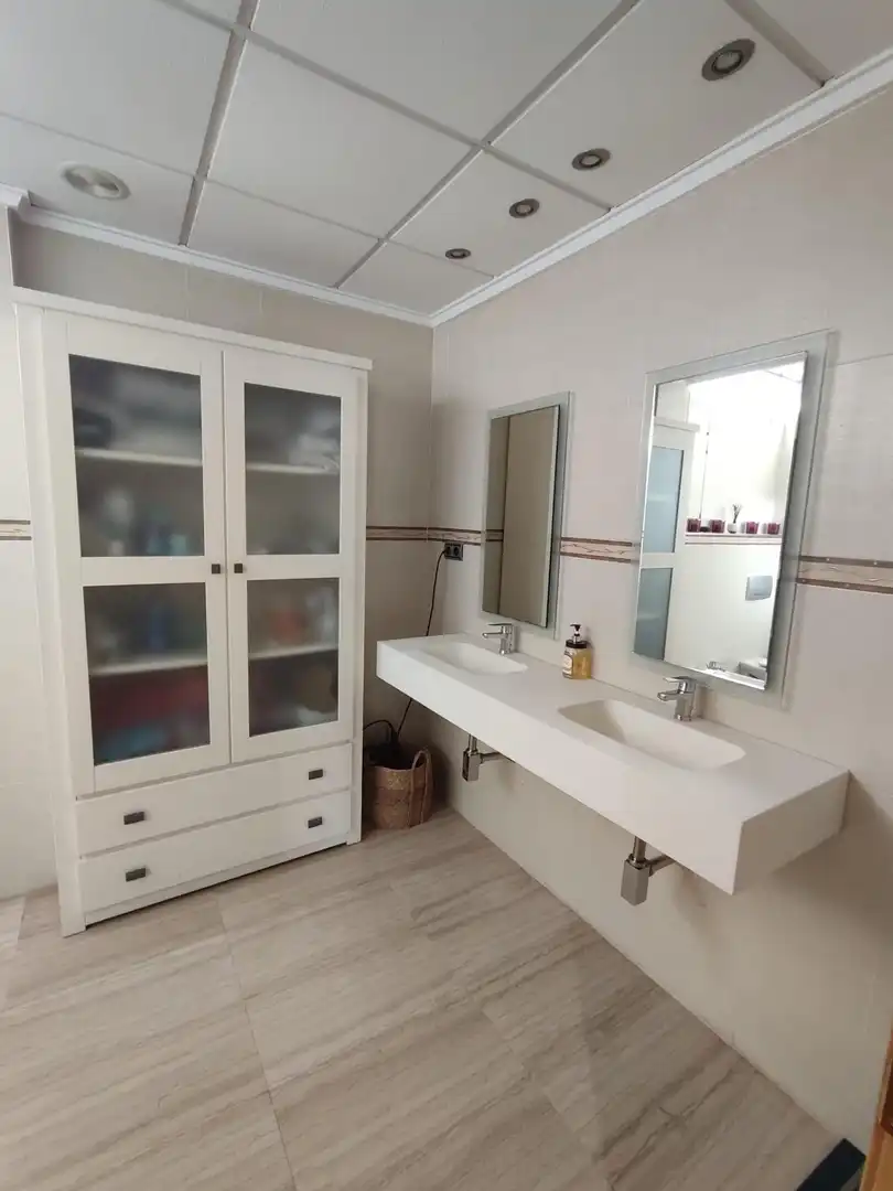 Baño de Casa o chalet en venta en Almoradí con Aire acondicionado y Alarma