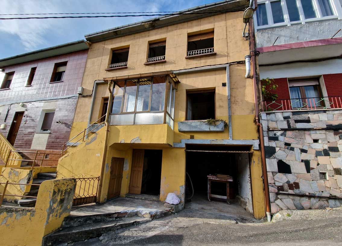 Casa adosada en venda a Lugar el Lago, Zona Rural, Mieres (Asturias)