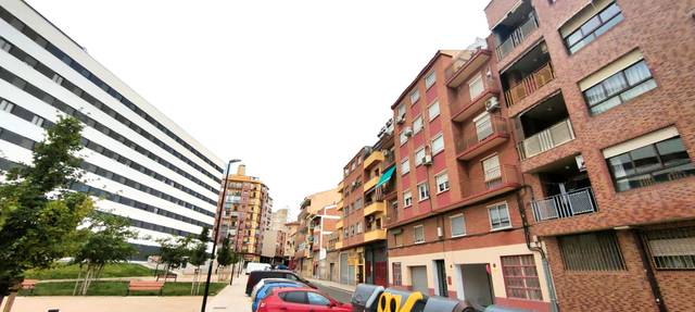 Piso en Venta en Calle Escultor Moreto en La Granja