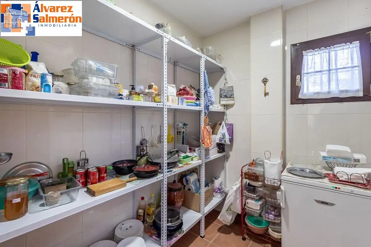 Casa con jardín en venta en Calle MARIANA PINEDA, imagen 28