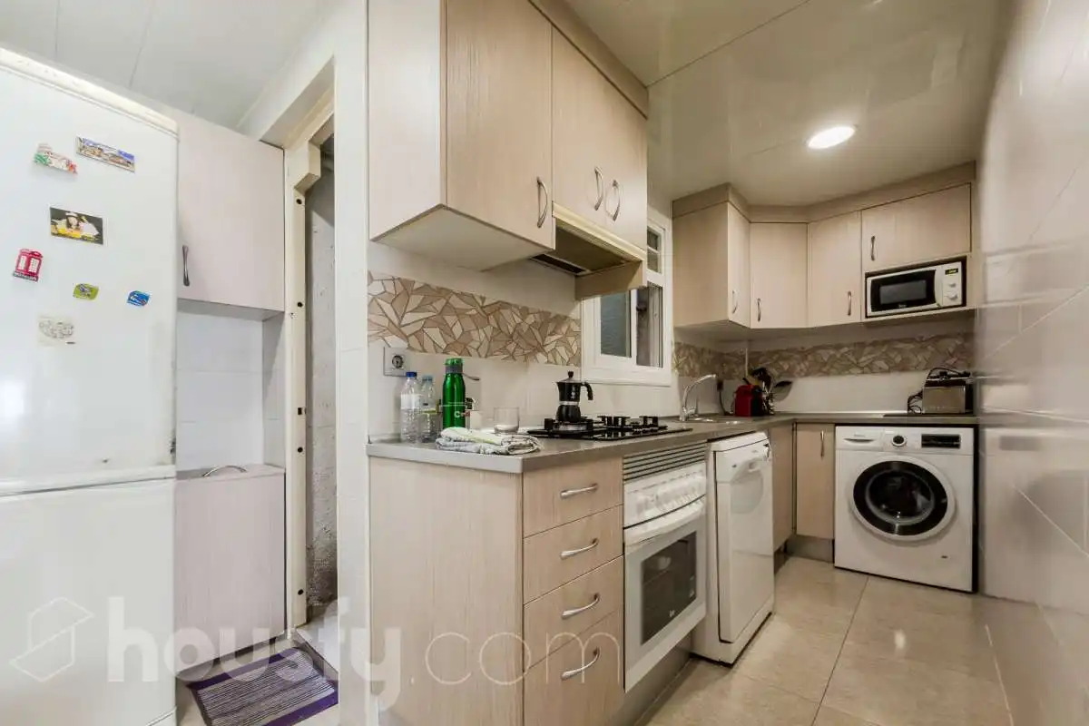Cocina de Piso en venta en Sant Adrià de Besòs con Amueblado y Balcón
