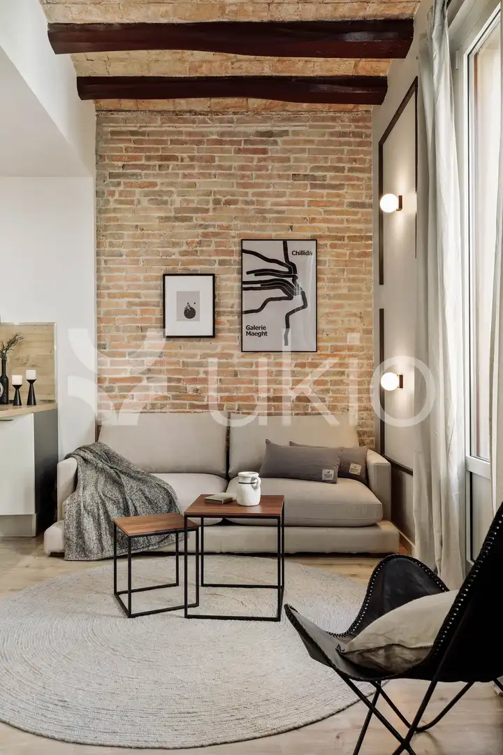 Apartamento con terraza en alquiler en Carrer de Sepúlveda, imagen 6