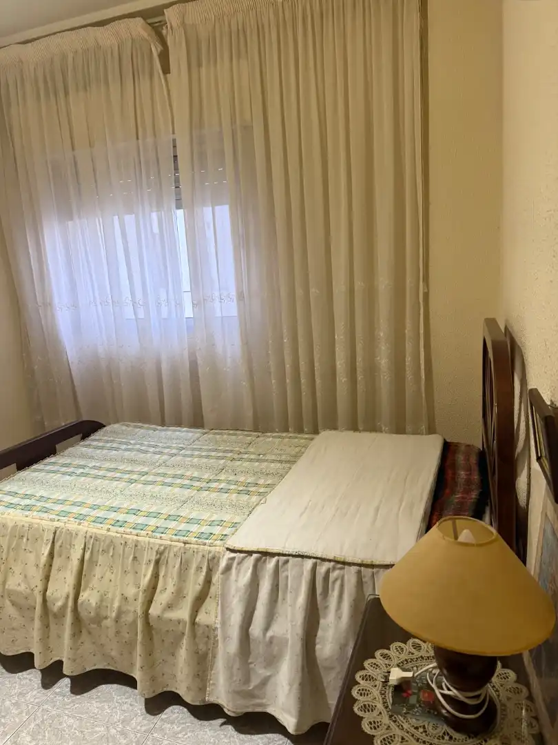 Habitación de Piso en venta en Badajoz con Aire acondicionado, Horno y Lavadora