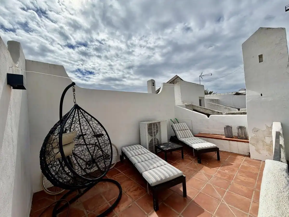 Terrassa de Casa adosada en venda en Marbella amb Aire condicionat, Jardí privat i Terrassa